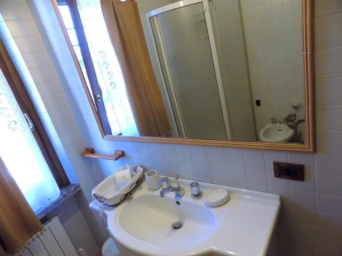 Aparthotel Casa Nuccia Gentili David Marina di Massa Zewnętrze zdjęcie